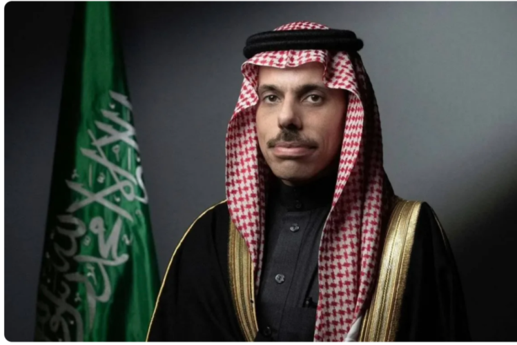 اتصال هاتفي بين فيصل بن فرحان ونظيره الكويتي لبحث التصعيد الإيراني