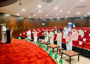 مبادرة فينا خير الوطنية تنفذ لوحة فنية بعنوان “وطن المجد” مبادرة فينا خير الوطنية تنفذ لوحة فنية بعنوان “وطن المجد”