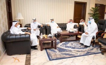 وزير النقل يلتقي المواطنين ويتلمس احتياجاتهم وزير النقل يلتقي المواطنين ويتلمس احتياجاتهم