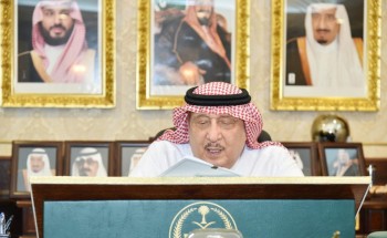 سمو أمير جازان يدشن المرحلة الأولى من نظام الطاقة الشمسية البديلة بمبنى الامارة.. سمو أمير جازان يدشن المرحلة الأولى من نظام الطاقة الشمسية البديلة بمبنى الامارة..