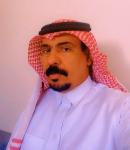 “دام عزك ياوطننا .. ودام الله رموزه” .. بالفيديو : الشاعر عبدالرحمن بن خضير الرويضي يهنئ خادم الحرمين الشريفين وولي العهد بمناسبة اليوم الوطني الـ 91