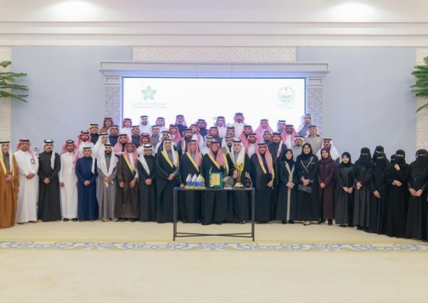 سمو محافظ الأحساء يطلع على حصاد ومنجزات تجمع الأحساء الصحي لعام 2024 سمو محافظ الأحساء يطلع على حصاد ومنجزات تجمع الأحساء الصحي لعام 2024