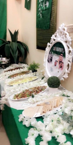 مؤسسة رعاية الفتيات في بريدة يحتفلن باليوم الوطني “89”