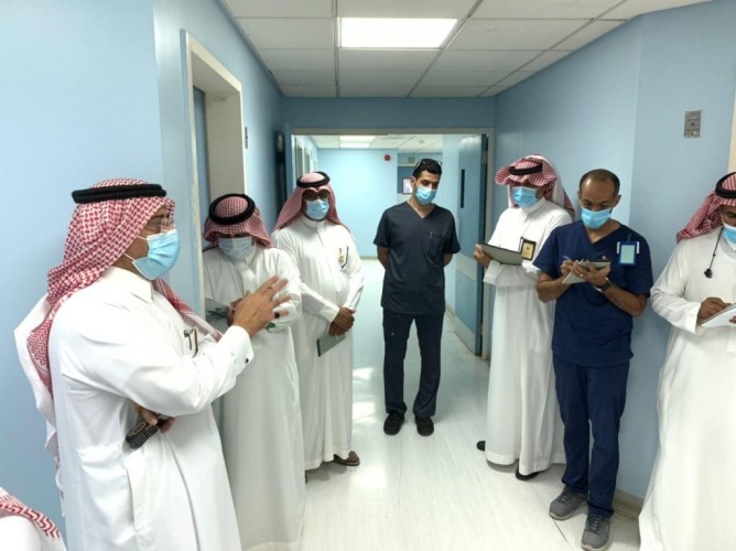 مجمع إرادة بالرياض ينفذ جولة القيادات ويتفقد احتياجات المرضى وملاحظاتهم