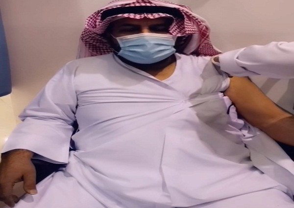 بالفيديو: الشيخ عبدالله بن ناصر القنور يتلقى الجرعة الثانية من لقاح كورونا .. ويوجه الشكر لمقام خادم الحرمين وولي العهد