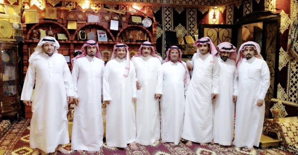 المالكي في ضيافة الشاعر والفارس فوزي بن مربح في ديوانه الخاص.