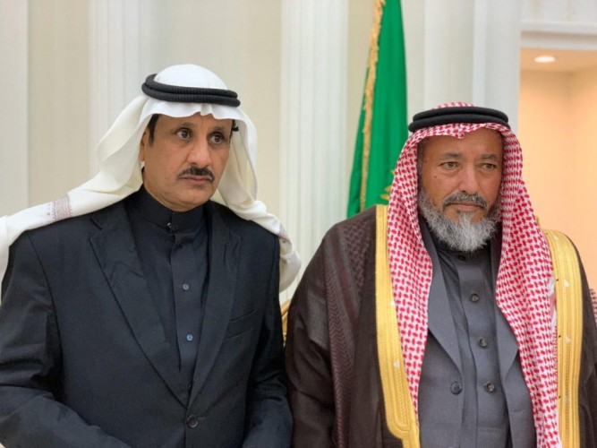 «قبيلة القلادان خاصة »وبني رشيد عامة   تنتهي من ترتيباتها وتكرم  شاعرها حامد بن حياء القلادي
