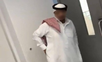 المستشار التربوي سالم بكيش يكشف ملابسات مقطع فيديو ظهر فيه وهو سكران داخل فصل دراسي المستشار التربوي سالم بكيش يكشف ملابسات مقطع فيديو ظهر فيه وهو سكران داخل فصل دراسي