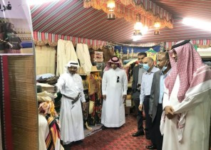 مركز الأمير سلطان للبحوث والدراسات البيئية والسياحية يزور متحف خميس مشيط التراثي مركز الأمير سلطان للبحوث والدراسات البيئية والسياحية يزور متحف خميس مشيط التراثي