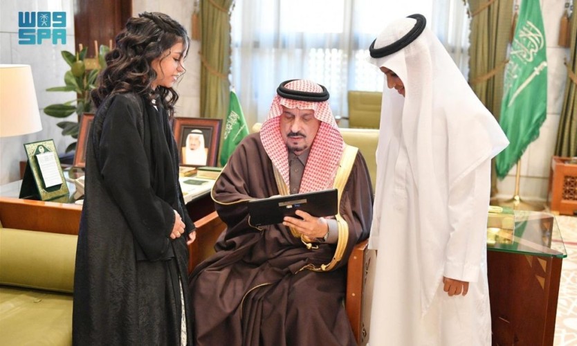 تحت شعار ” لأني إنسان “.. أمير منطقة الرياض يدشن الحملة الإعلامية لجمعية “إنسان” للعام الحالي 1445 هـ