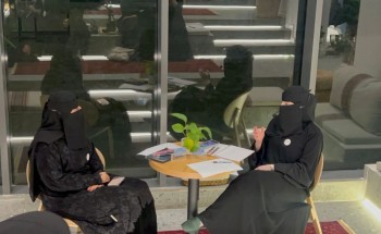 أمسية «الخيال يكتب.. الخشبة تنطق» في نادي خمائل الثقافي لنسج الإبداع بين الأدب والفنون في الجبيل أمسية «الخيال يكتب.. الخشبة تنطق» في نادي خمائل الثقافي لنسج الإبداع بين الأدب والفنون في الجبيل