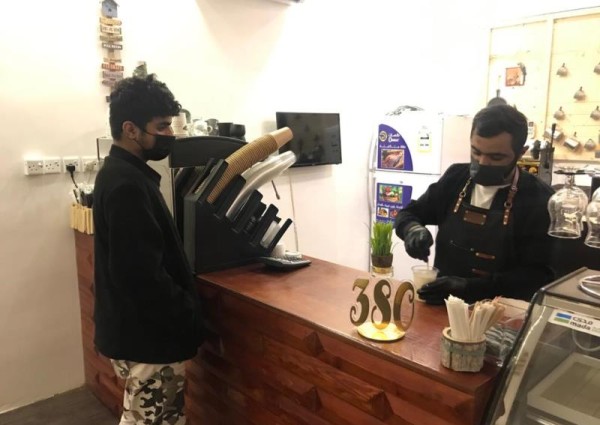الرويلي: لأني فخور بأبطال الصحة أردت المساهمة بما أستطيع الرويلي: لأني فخور بأبطال الصحة أردت المساهمة بما أستطيع