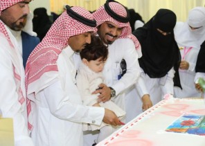 تكليف “الحميضان ” مديرًا لمستشفى الولادة والأطفال بالأحساء تكليف “الحميضان ” مديرًا لمستشفى الولادة والأطفال بالأحساء