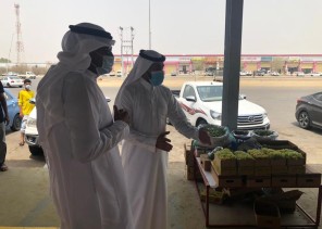 رئيس بلدية أبوعريش يقوم بجولات ميدانية على مسلخ المحافظة استعدادا لعيد الأضحى المبارك رئيس بلدية أبوعريش يقوم بجولات ميدانية على مسلخ المحافظة استعدادا لعيد الأضحى المبارك