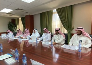 «دعم المستشفيات وإنشاء محطات صرف وتوسعة الطرق».. أبرز توصيات اجتماع المجلس المحلي لتطوير محافظة المجمعة «دعم المستشفيات وإنشاء محطات صرف وتوسعة الطرق».. أبرز توصيات اجتماع المجلس المحلي لتطوير محافظة المجمعة