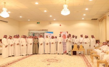 منسوبو بلدية بارق و أعضاء المجلس البلدي يودعون البارقي و يستقبلون آل مبشر