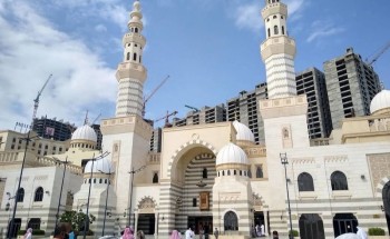 بالصور: المصلون يلتزمون بالاجراءات الإحترازية بـ”جامع الراجحي” في حي النسيم بالصور: المصلون يلتزمون بالاجراءات الإحترازية بـ”جامع الراجحي” في حي النسيم