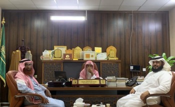 مفوض الإفتاء بجازان يستقبل المدير التنفيذي لجمعية تحفيظ القرآن الكريم بمحافظة أحد المسارحة وعضو مجلس الادارة مفوض الإفتاء بجازان يستقبل المدير التنفيذي لجمعية تحفيظ القرآن الكريم بمحافظة أحد المسارحة وعضو مجلس الادارة