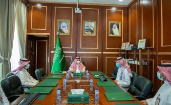 سمو نائب أمير منطقة حائل يطّلع على تقرير المنحنى الوبائي في مركز القيادة والتحكم بالمنطقة ومعدلات التحصين سمو نائب أمير منطقة حائل يطّلع على تقرير المنحنى الوبائي في مركز القيادة والتحكم بالمنطقة ومعدلات التحصين 