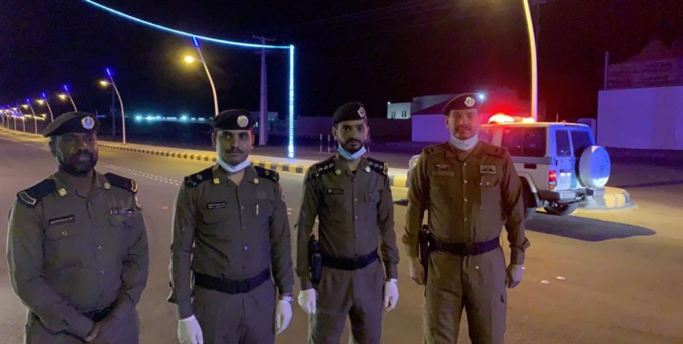 أمن الطرق بـ”الحليفة” يباشرون تطبيق حظر التجول لمنع تفشي فيروس كورونا