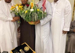 عدد من منسوبي شرطة ومرور جازان يقيمون حفل تكريم لزميلهم “علي شعبي الحازمي” بأبو عريش عدد من منسوبي شرطة ومرور جازان يقيمون حفل تكريم لزميلهم “علي شعبي الحازمي” بأبو عريش