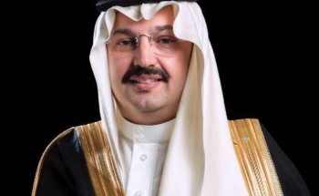 أمير عسير يتجاوب مع شكوى جندي من الحد ويوفر خادما لأسرته
