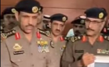 فيديو.. استعراض لوحدة مراقبة مواقع التواصل الاجتماعي وما يدور بها في وزارة الداخلية فيديو.. استعراض لوحدة مراقبة مواقع التواصل الاجتماعي وما يدور بها في وزارة الداخلية
