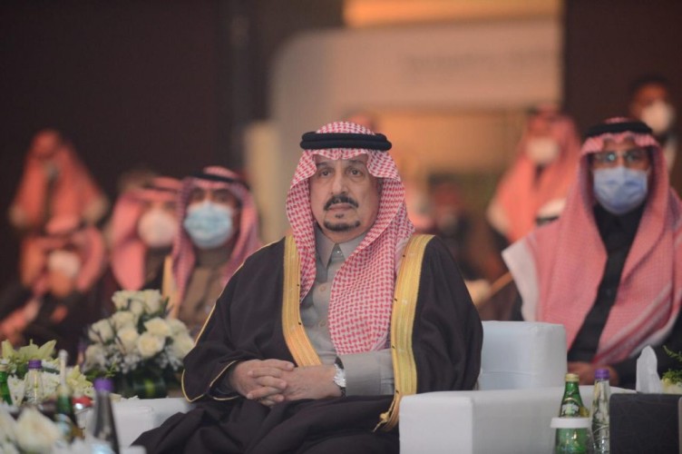 أمير الرياض يكرم 27 منشأة فائزة بالدورة الخامسة لجائزة الملك عبد العزيز للجودة