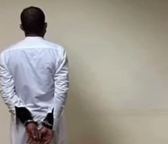 تعرفوا على الأرقام السرية الخاصة بالبطاقات البنكية وتبديلها بأخرى .. فيديو: القبض على أشخاص تورطوا بارتكاب عدد من جرائم النشل بالمدينة