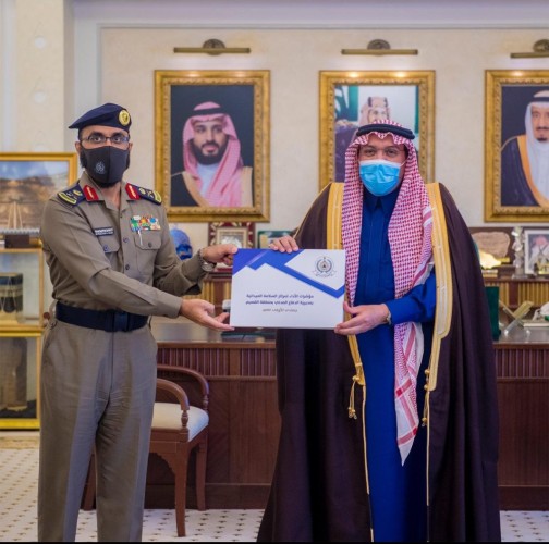 أمير منطقة القصيم يُشيد بجهود منسوبي الدفاع المدني لمراقبة مؤشرات السلامة الميدانية