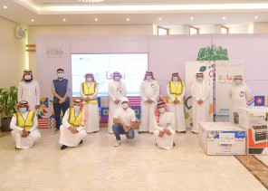 بر الشرقية توزع أجهزة منزلية ولوحية على الأسر المحتاجة ضمن مبادرة البنك الأهلي “سعادة أهالينا” بر الشرقية توزع أجهزة منزلية ولوحية على الأسر المحتاجة ضمن مبادرة البنك الأهلي “سعادة أهالينا”