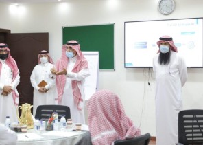 مدير تعليم الجوف يدشن برنامج إدارة الأداء الوظيفي مدير تعليم الجوف يدشن برنامج إدارة الأداء الوظيفي