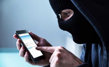علامات تدل على تعرض هاتفك للتجسس.. وهذا ما يجب أن تفعله حين ذلك علامات تدل على تعرض هاتفك للتجسس.. وهذا ما يجب أن تفعله حين ذلك