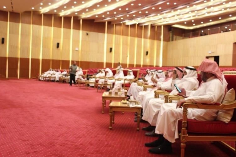 القوافي تعانق الغيم وتلتحف بالضباب في أدبي الباحة