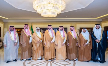 نائب أمير الشرقية يستقبل مجلس جمعية “دارك”.. ويطّلع على خططها لدعم الاستقرار الأسري والإسكان التنموي