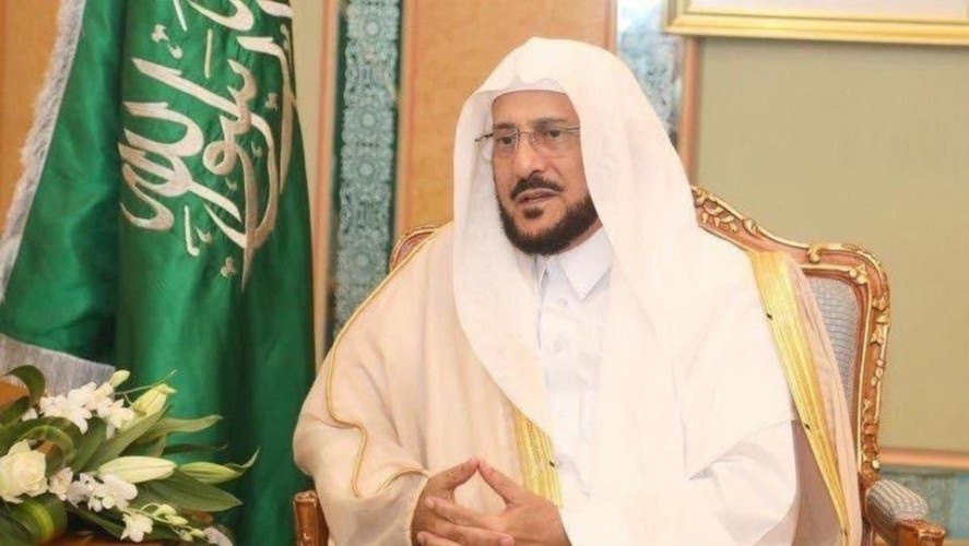 وزير “الشؤون الإسلامية” يوجه مديري فروع الوزارة بتخصيص أرقام “واتساب” لتلقي ملاحظات المواطنين