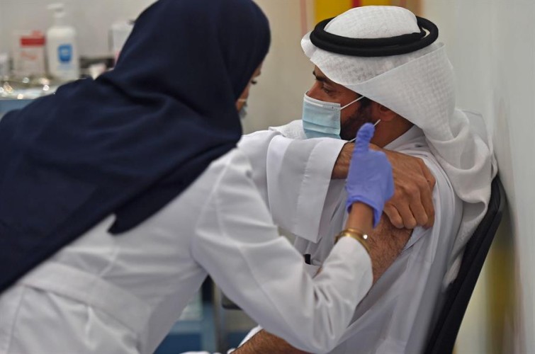 ما مدى إمكانية إعطاء اللقاح للمرضى المصابين بتخثر أو سيولة في الدم ؟ .. الصحة تكشف