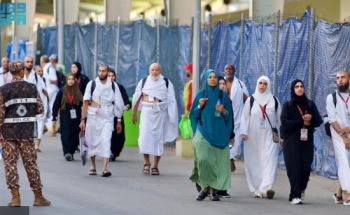 في أجواء روحانية وإيمانية.. حجاج بيت الله الحرام يتوافدون إلى منى لقضاء يوم التروية في أجواء روحانية وإيمانية.. حجاج بيت الله الحرام يتوافدون إلى منى لقضاء يوم التروية