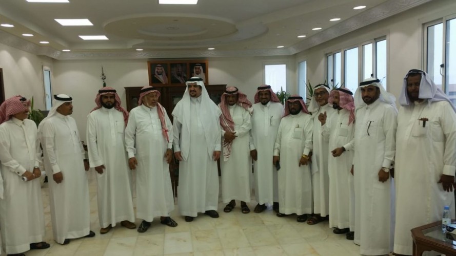 أمين منطقة جازان يستقبل رئيس وأعضاء جمعية المتقاعدين في منطقة جازان