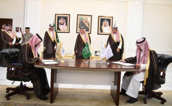 أمير جازان يستقبل رئيس مجلس إدارة هيئة تطوير وتعمير المناطق الجبلية أمير جازان يستقبل رئيس مجلس إدارة هيئة تطوير وتعمير المناطق الجبلية
