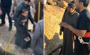 شاهد: لحظة انقاذ الدفاع المدني لـ”طفل” سقط بين صخرتين كبيرتين في جبل بـ”جنوب حائل”