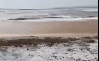بالفيديو: هطول امطار غزيرة مصحوبة بالبرد على محافظة الحناكية بالفيديو: هطول امطار غزيرة مصحوبة بالبرد على محافظة الحناكية