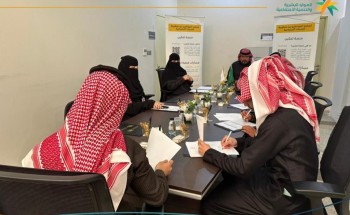 توقيع عقود توظيف لعدد من المستفيدين بمكتب الضمان الاجتماعي بحائل توقيع عقود توظيف لعدد من المستفيدين بمكتب الضمان الاجتماعي بحائل