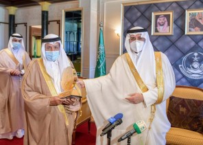 بالصور.. أمير منطقة تبوك يكرم الفائزين بجائزة ” سموه ” للتفوق العلمي والتميُّز في عامها الـ 31 بالصور.. أمير منطقة تبوك يكرم الفائزين بجائزة ” سموه ” للتفوق العلمي والتميُّز في عامها الـ 31