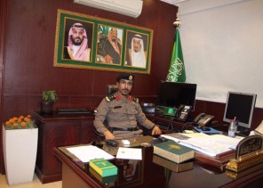مشرف إدارة السير بمرور الرياض مشعل المطيري يتقلد رتبته الجديدة عقيدًا مشرف إدارة السير بمرور الرياض مشعل المطيري يتقلد رتبته الجديدة عقيدًا