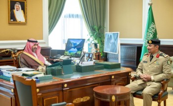 سمو نائب أمير تبوك يقلّد قائد قوة أمن المنشآت رتبته الجديدة سمو نائب أمير تبوك يقلّد قائد قوة أمن المنشآت رتبته الجديدة