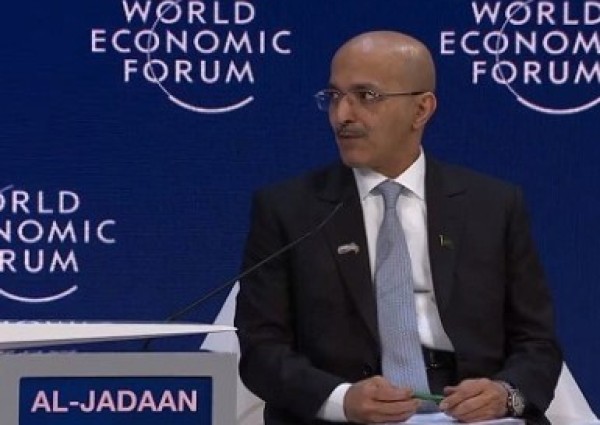 هل سيتم إعادة النظر في رسوم العمالة الأن؟ .. الجدعان يكشف! هل سيتم إعادة النظر في رسوم العمالة الأن؟ .. الجدعان يكشف!