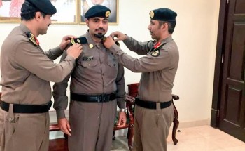 مدير شرطة صامطة يقلد “عطيه جرب” رتبته الجديدة مدير شرطة صامطة يقلد “عطيه جرب” رتبته الجديدة
