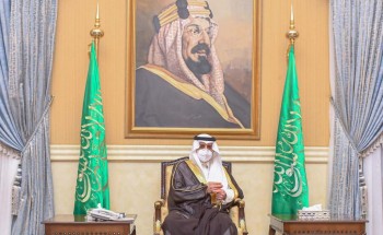 أمير منطقة تبوك يستقبل المواطنين في اللقاء الأسبوعي أمير منطقة تبوك يستقبل المواطنين في اللقاء الأسبوعي