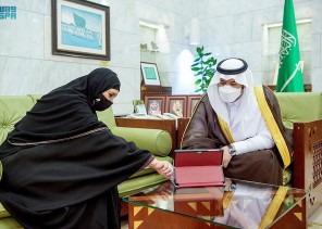 سمو أمير الرياض بالنيابة يدشن حملة التوعية بسرطان الثدي سمو أمير الرياض بالنيابة يدشن حملة التوعية بسرطان الثدي